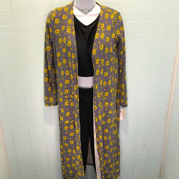 LuLaRoe Sweaters - NWT 🎀 LulaRoe “Sarah” Duster Cardigan